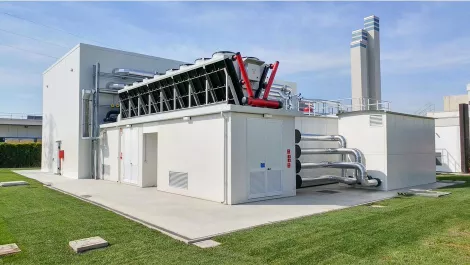The adiabatic freecooling chiller innovation lab outside min