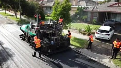 Melbourne road to be built with recycled plastic waste